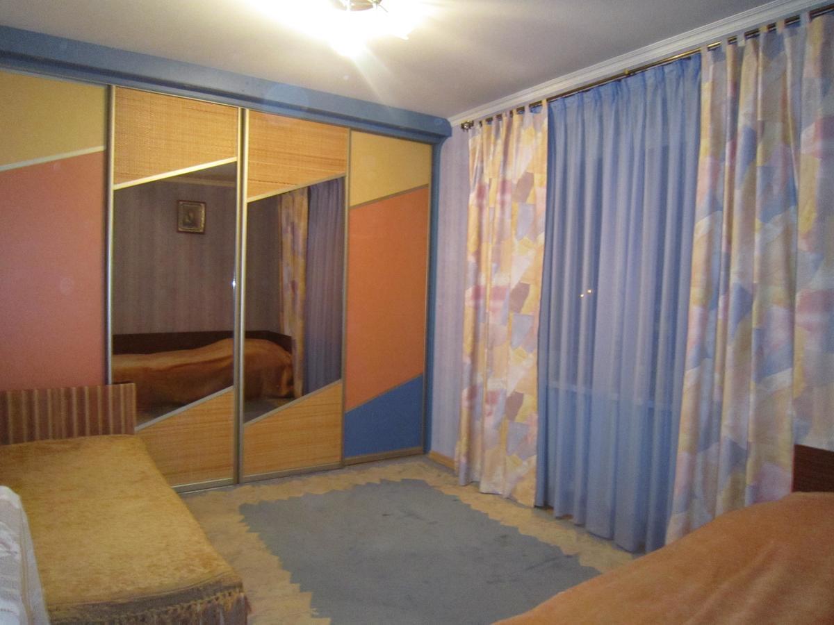 Apartment On Sovetskoy Konstitutsii 15 Brest Exterior foto